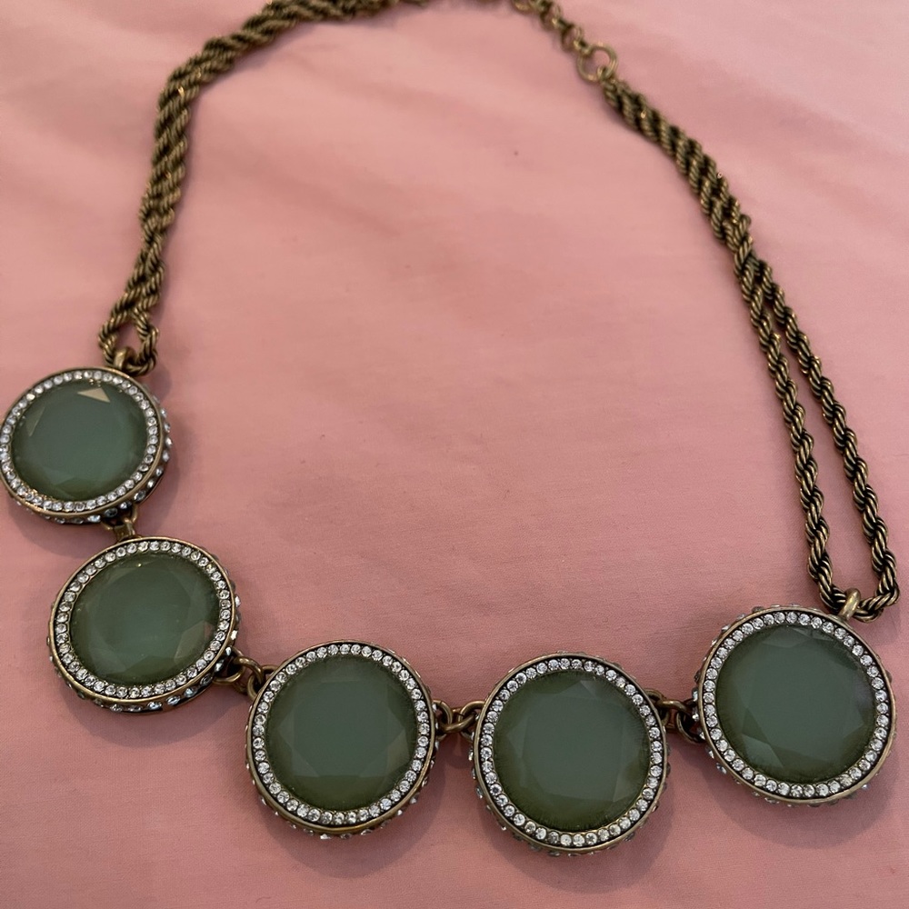 Beautiful Banana Republic statement necklace